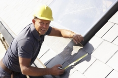 Navigating Roofing Contractor Choices: Guide to Finding Reliable Service